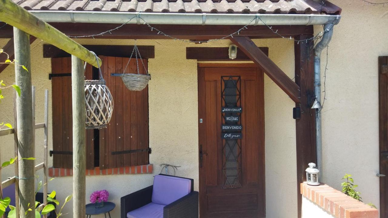 Le Cottage de Maé Seigy Exterior foto